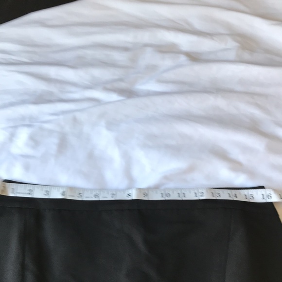 Ann Taylor Classic Black Skirt size 10 - Picture 8 of 9